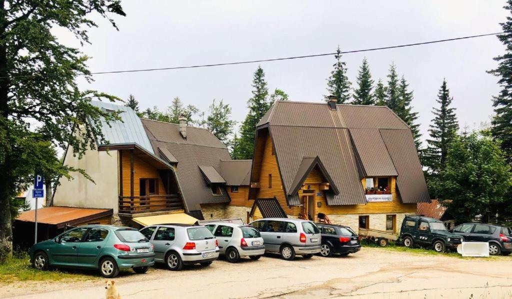 Apartments Dobro Τζαχορίνα Εξωτερικό φωτογραφία